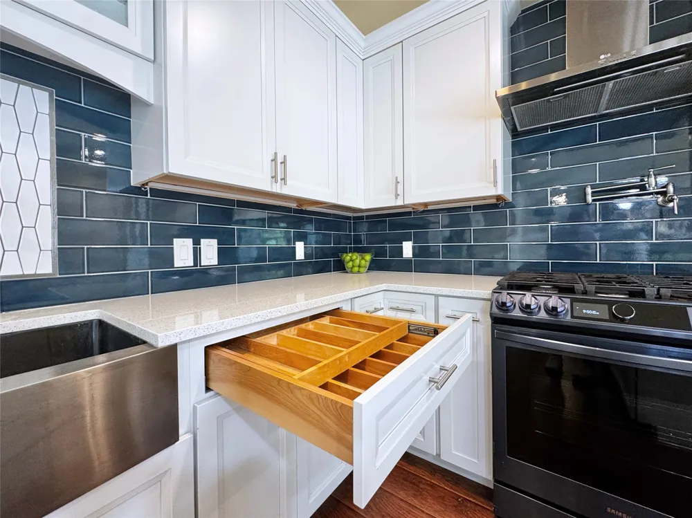 2305 Mccoy Court Carrollton, TX 75006