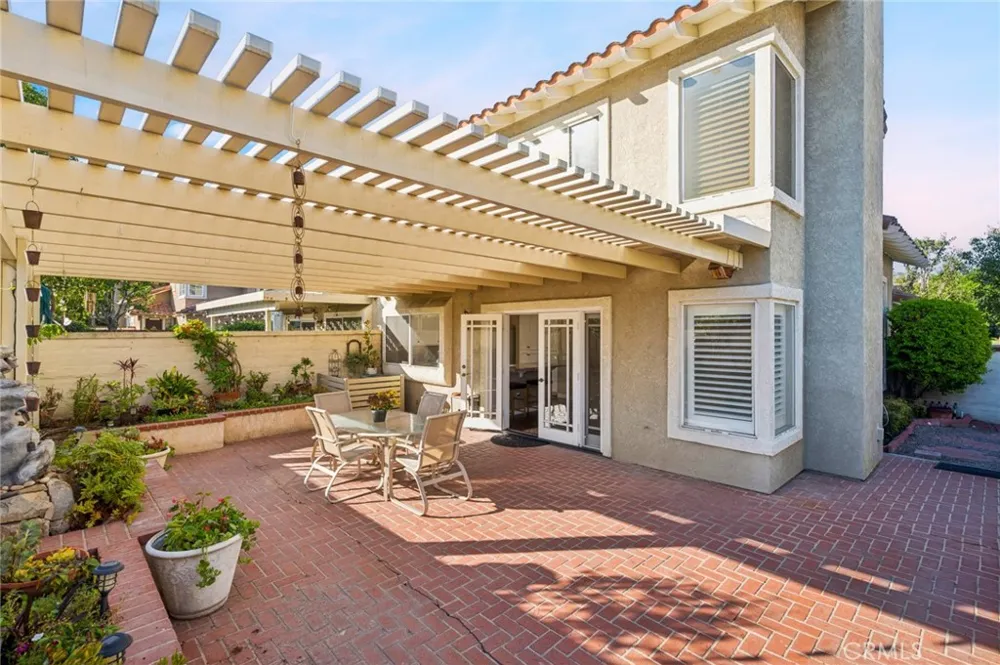 2462 Via Corella Tustin, CA 92782