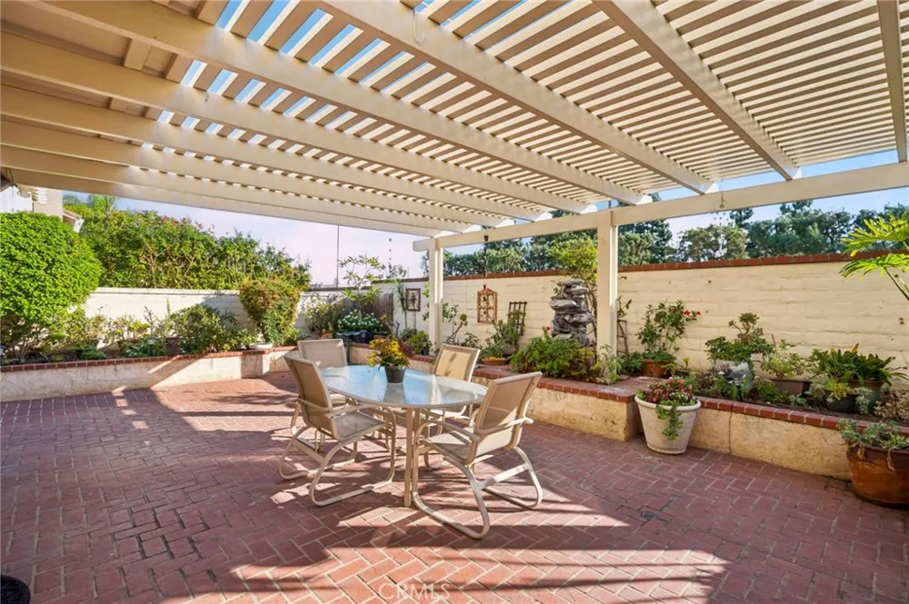 2462 Via Corella Tustin, CA 92782