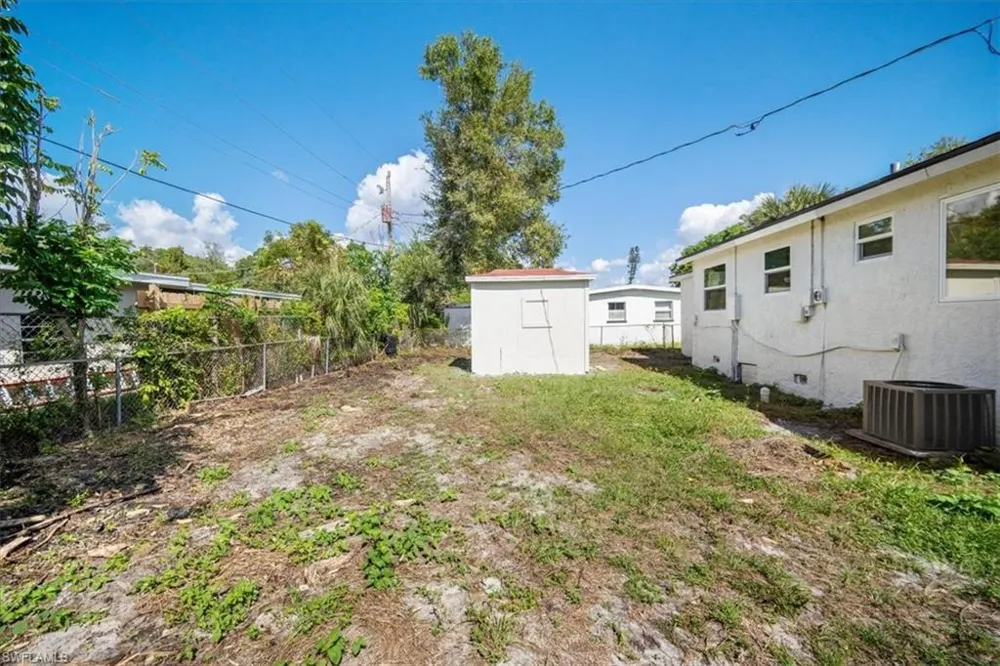 1644 Pawnee Street Fort Myers, FL 33916