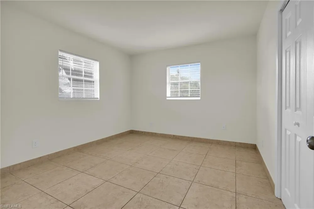 4301 New Street Fort Myers, FL 33905