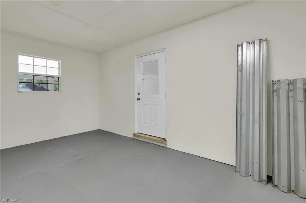 4301 New Street Fort Myers, FL 33905