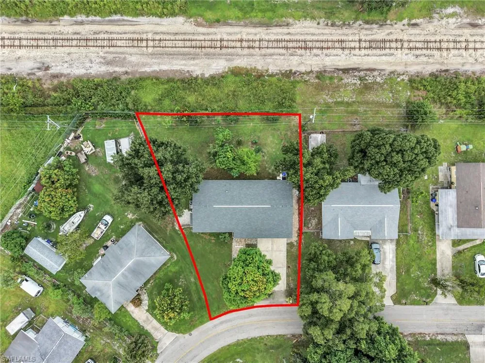 4301 New Street Fort Myers, FL 33905