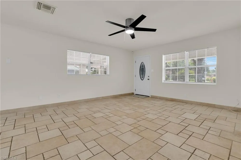 4301 New Street Fort Myers, FL 33905