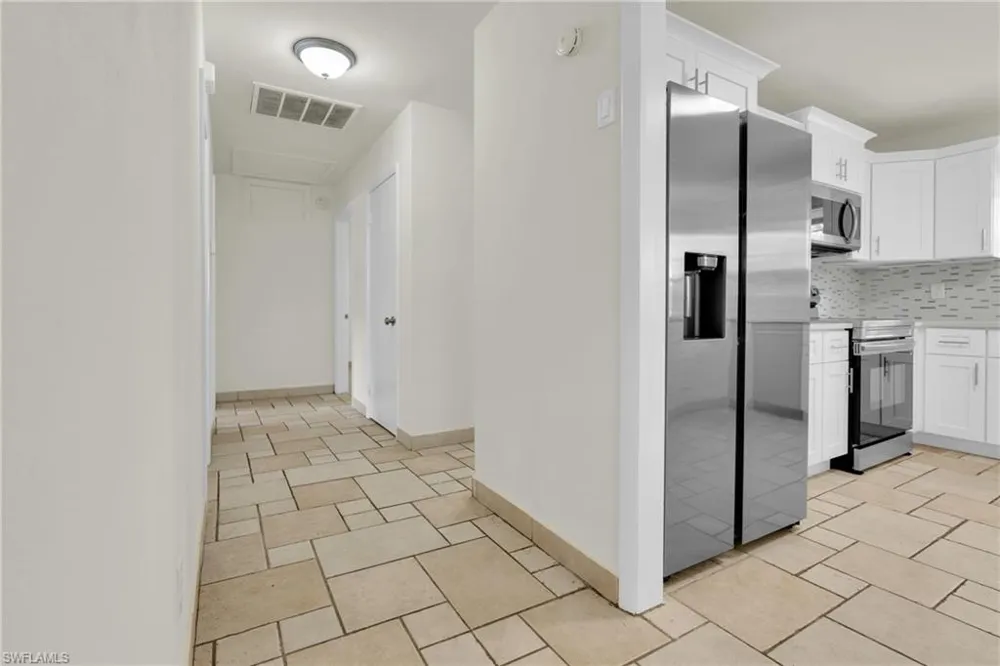 4301 New Street Fort Myers, FL 33905
