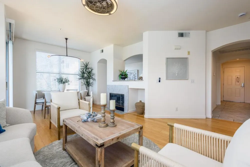 500 Baltic Circle #524 Redwood City, CA 94065