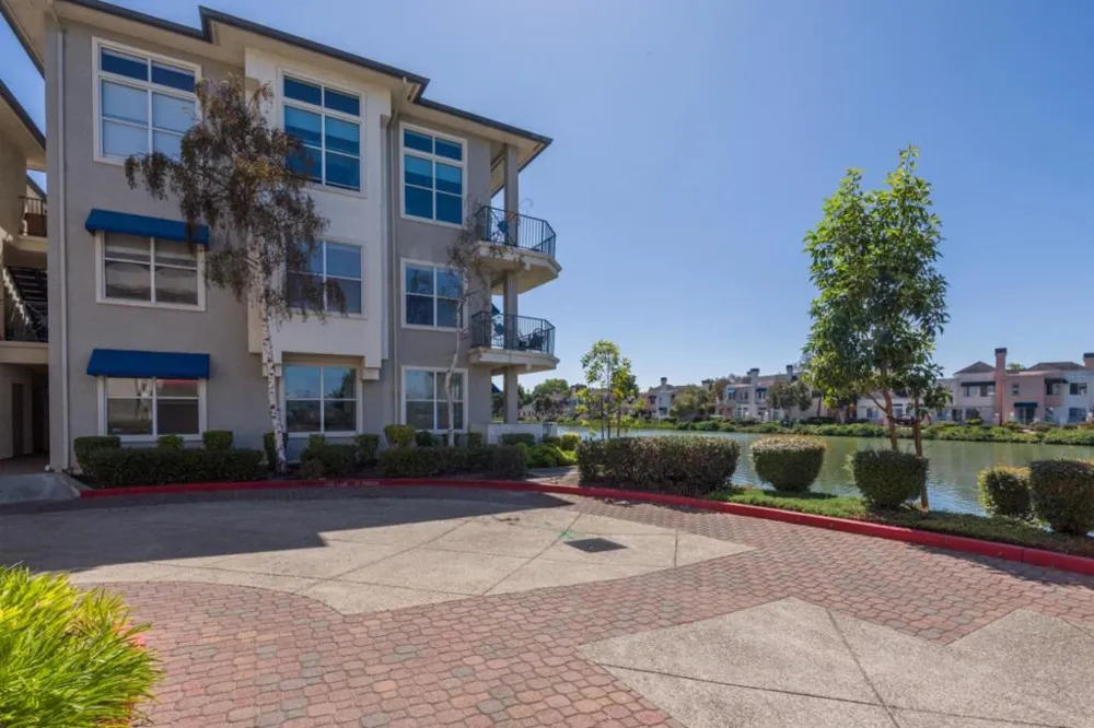 500 Baltic Circle #524 Redwood City, CA 94065
