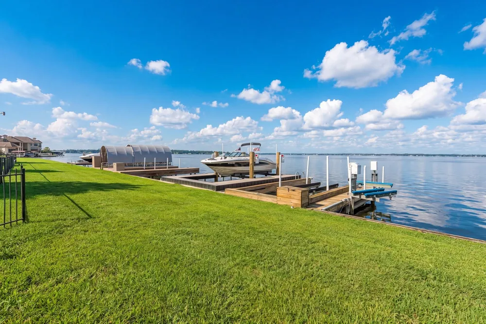 6 Regency Point Conroe, TX 77356