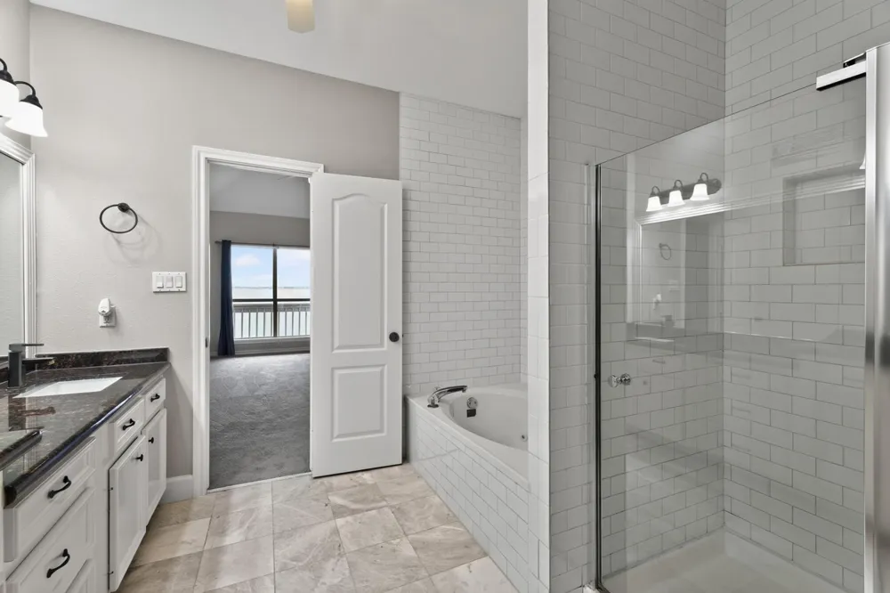 6 Regency Point Conroe, TX 77356