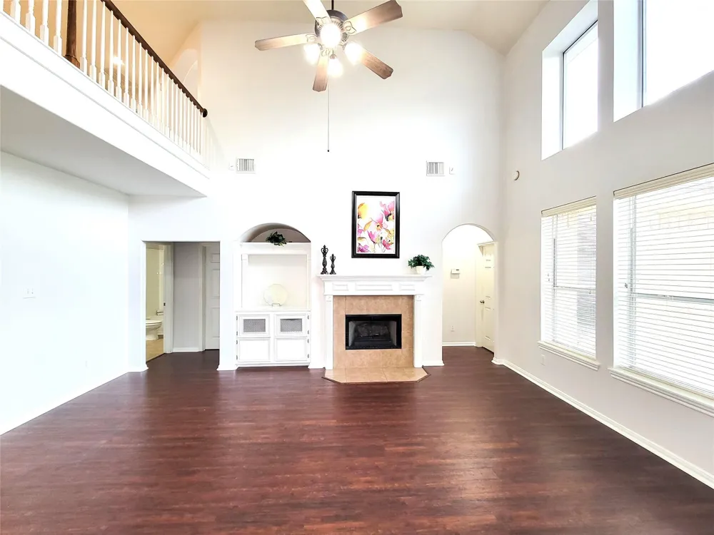 17715 Laguna Trail Drive Houston, TX 77095