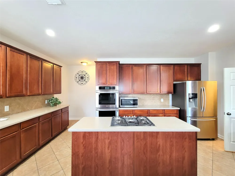 17715 Laguna Trail Drive Houston, TX 77095