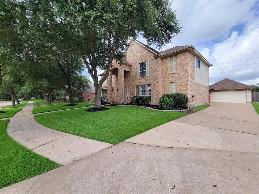 17715 Laguna Trail Drive Houston, TX 77095