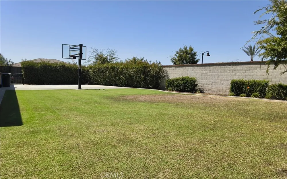12322 Champlin Place Bakersfield, CA 93311