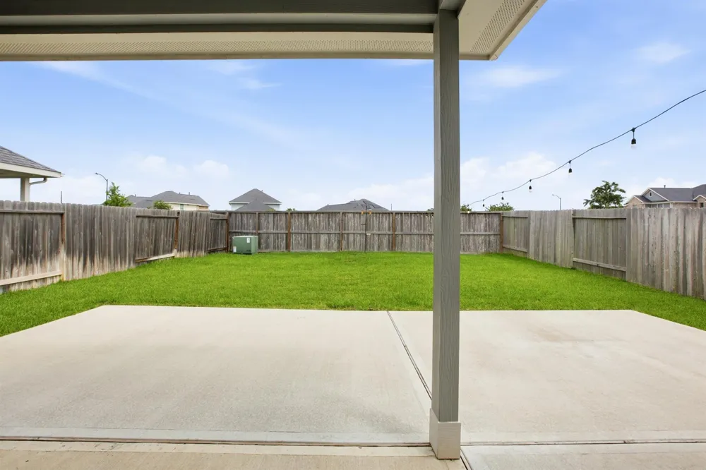 7419 French Quarter Court Fulshear, TX 77441
