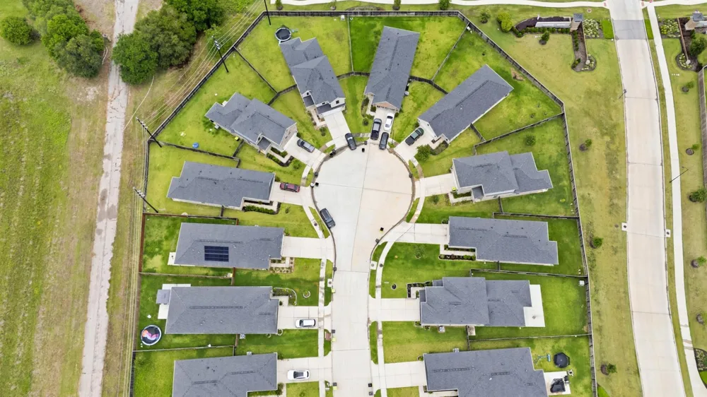 7419 French Quarter Court Fulshear, TX 77441