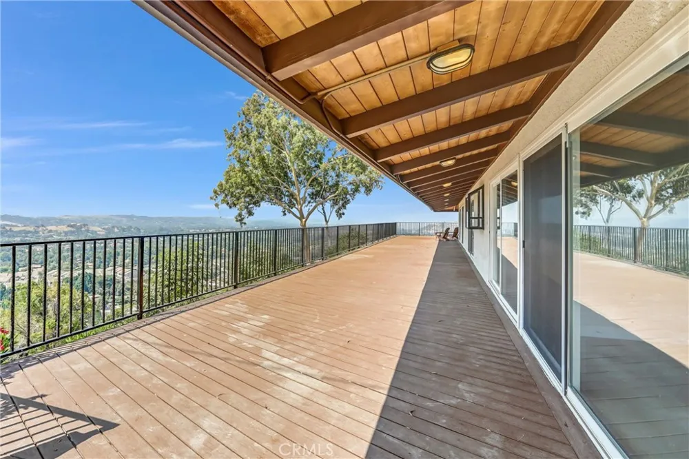 1516 Shirlmar Avenue San Dimas, CA 91773