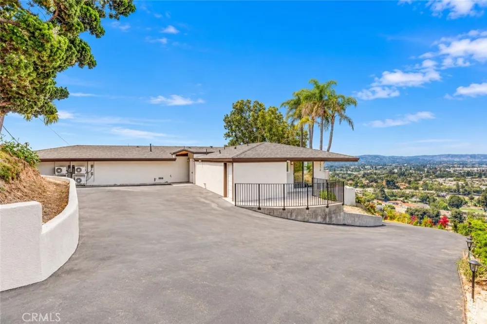 1516 Shirlmar Avenue San Dimas, CA 91773