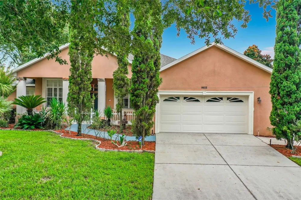 9833 SPRING LAKE DRIVE Clermont, FL 34711
