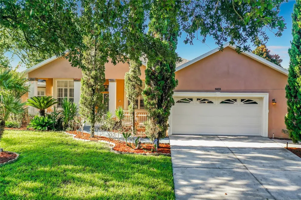 9833 SPRING LAKE DRIVE Clermont, FL 34711