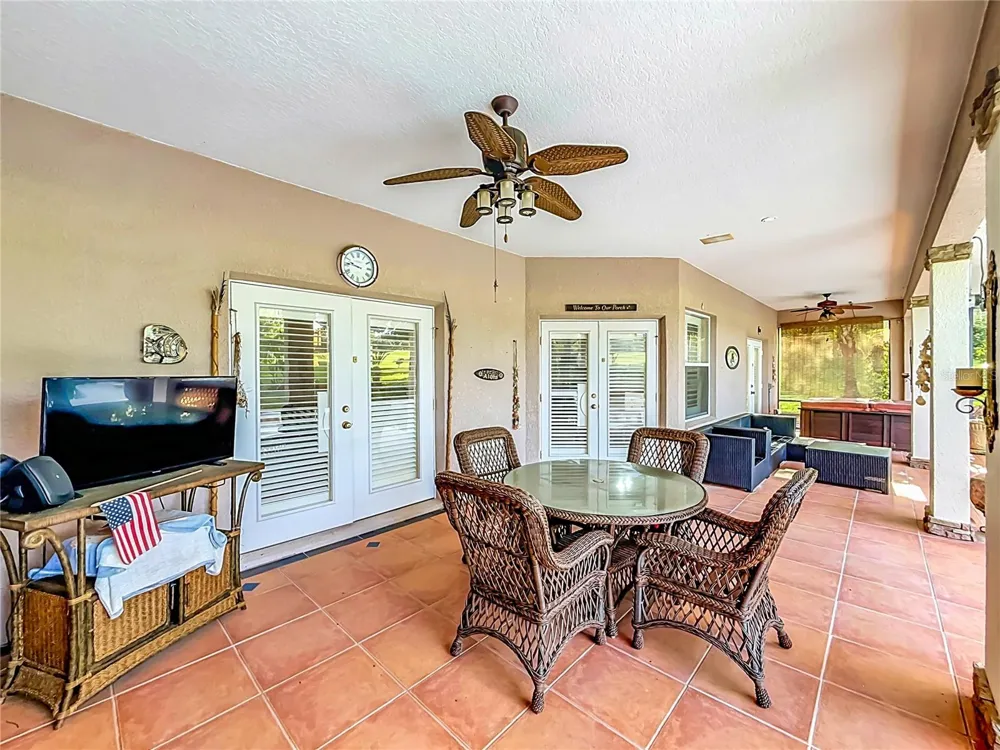 9833 SPRING LAKE DRIVE Clermont, FL 34711
