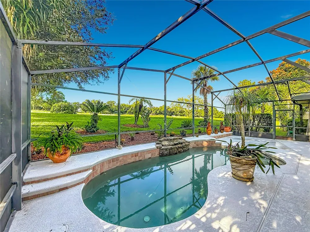 9833 SPRING LAKE DRIVE Clermont, FL 34711