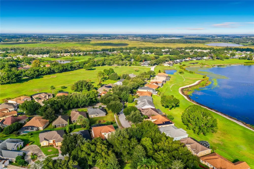 9833 SPRING LAKE DRIVE Clermont, FL 34711
