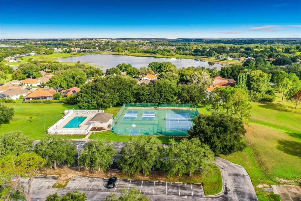 9833 SPRING LAKE DRIVE Clermont, FL 34711