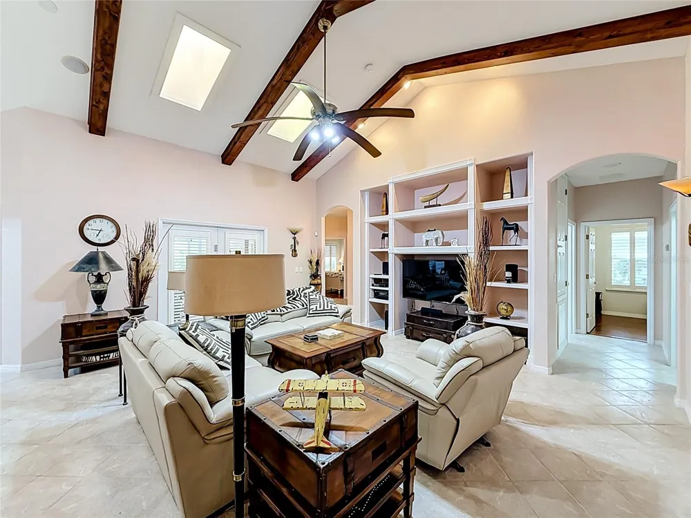 9833 SPRING LAKE DRIVE Clermont, FL 34711