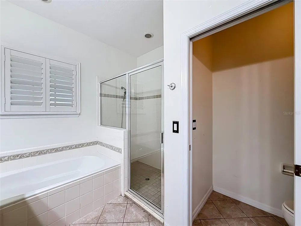 9833 SPRING LAKE DRIVE Clermont, FL 34711