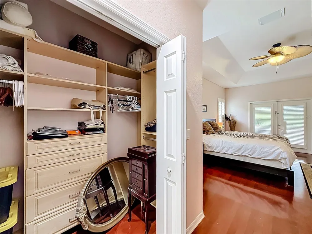 9833 SPRING LAKE DRIVE Clermont, FL 34711