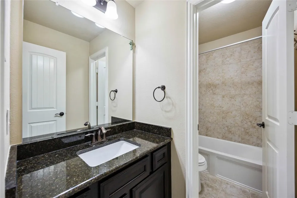 13318 Cameron Reach Drive Tomball, TX 77377