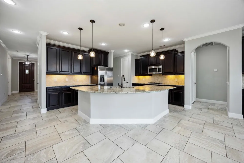 13318 Cameron Reach Drive Tomball, TX 77377