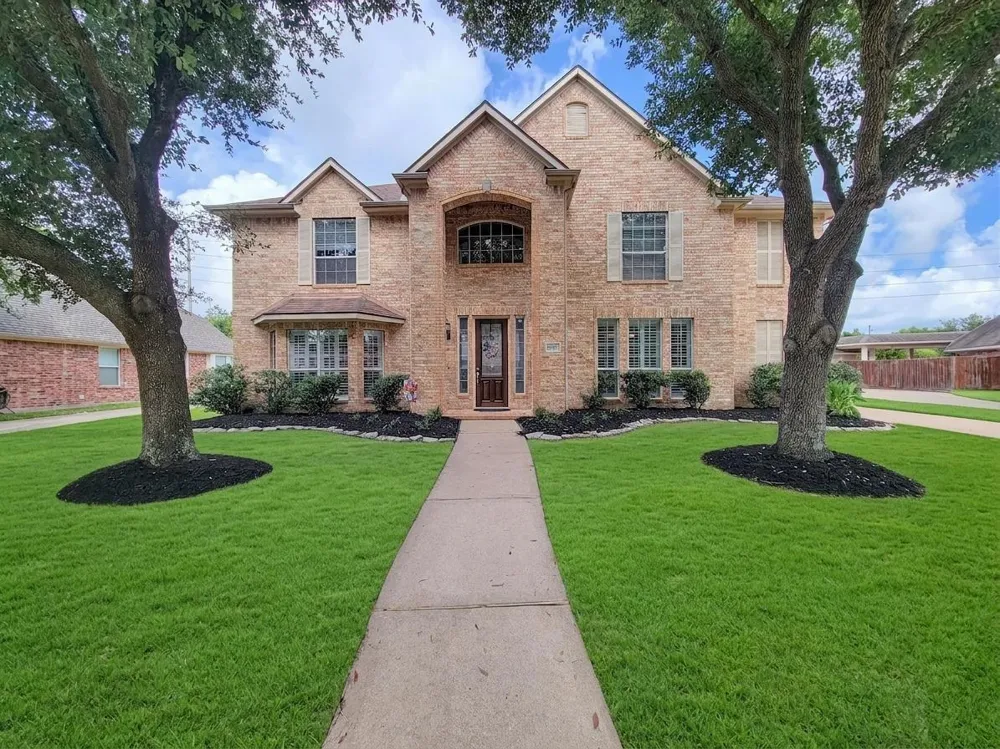 17715 Laguna Trail Drive Houston, TX 77095