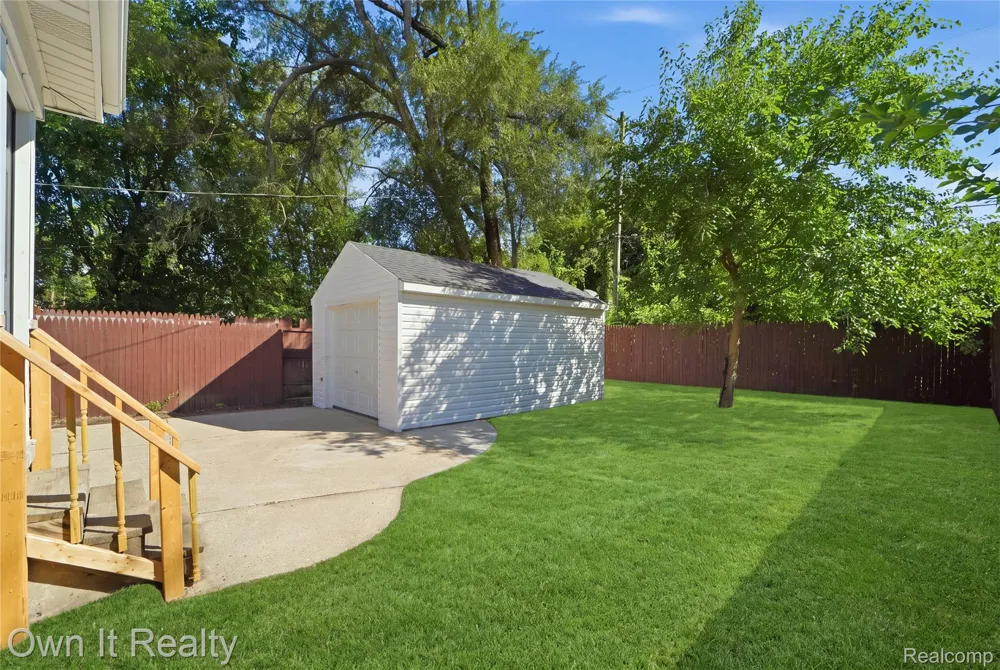 16162 Griggs Street Detroit City, MI 48221