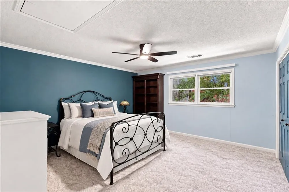 4080 Stony River Way Snellville, GA 30039