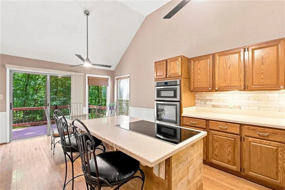 4080 Stony River Way Snellville, GA 30039