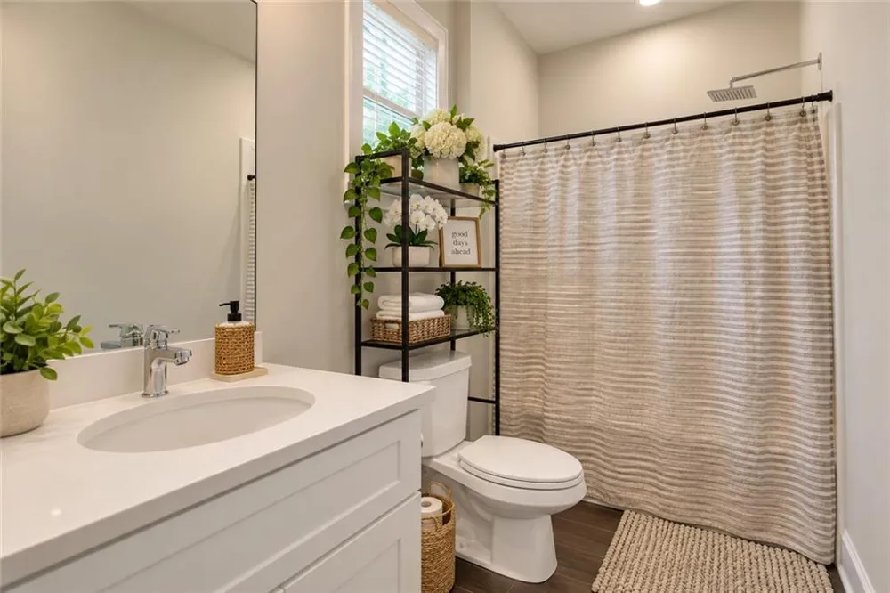 8026 Linfield Way Sandy Springs, GA 30350