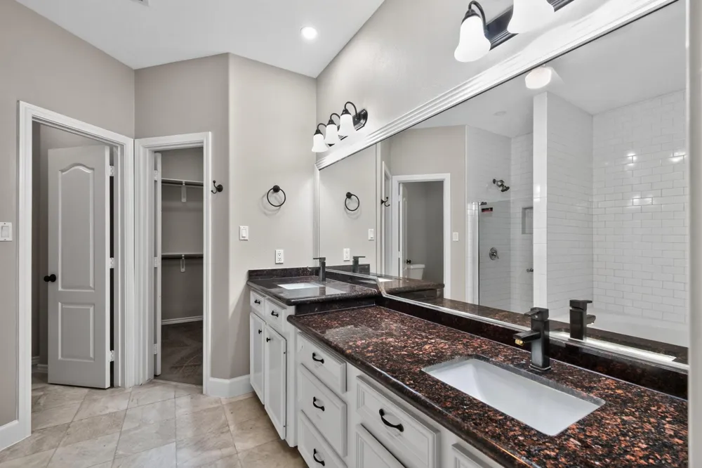 6 Regency Point Conroe, TX 77356