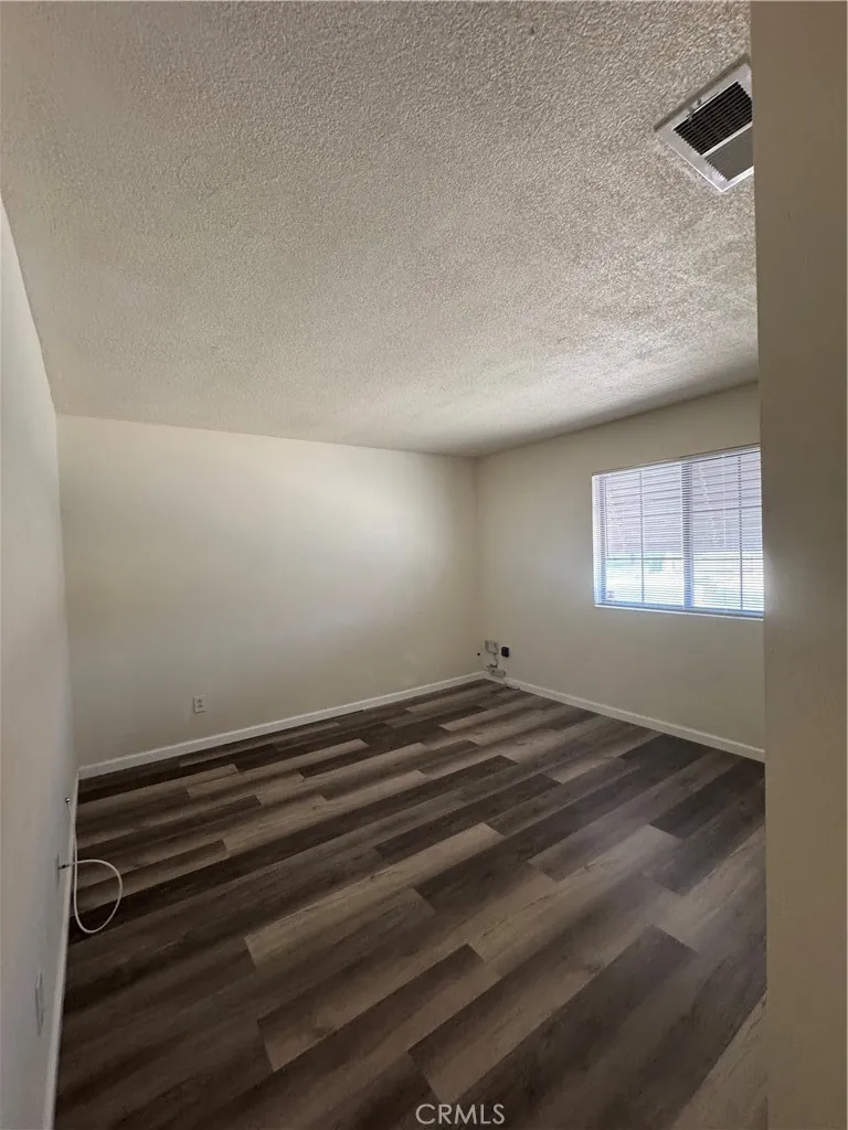 844 La Morena Hemet, CA 92545