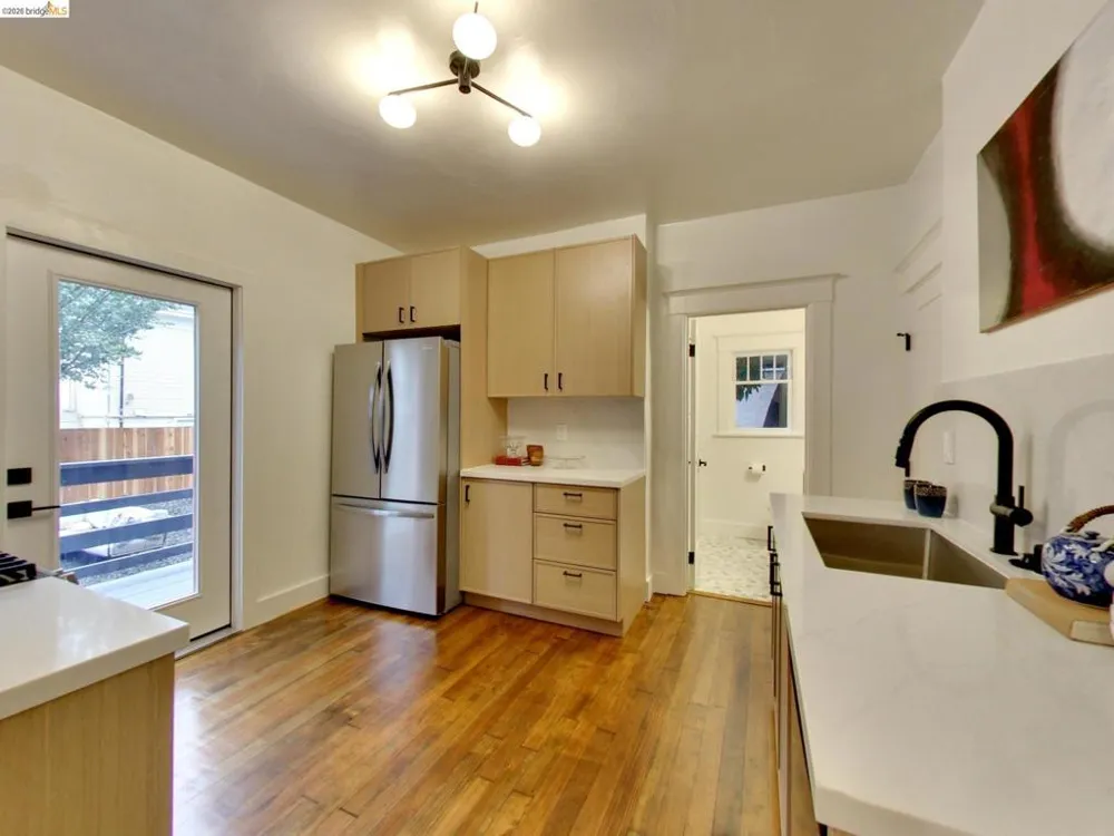 2934 E 23rd St Oakland, CA 94601