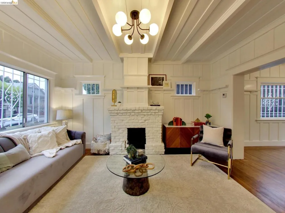 2934 E 23rd St Oakland, CA 94601
