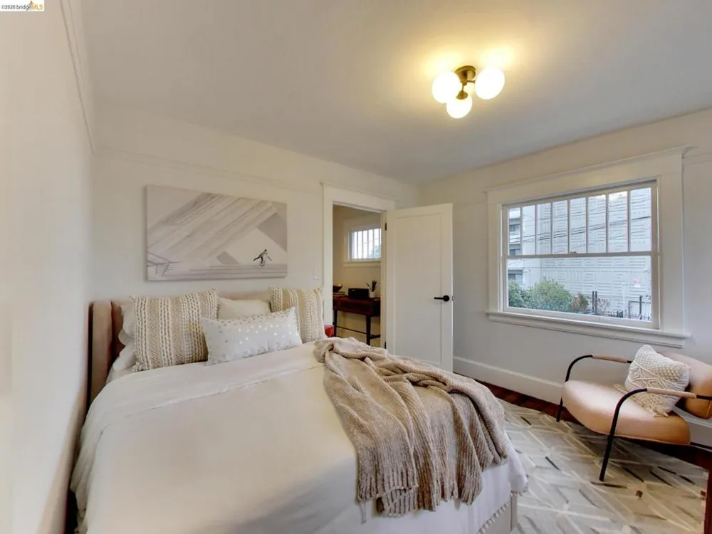 2934 E 23rd St Oakland, CA 94601