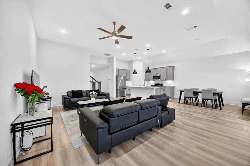 8603 Pier Cove Drive Cypress, TX 77433