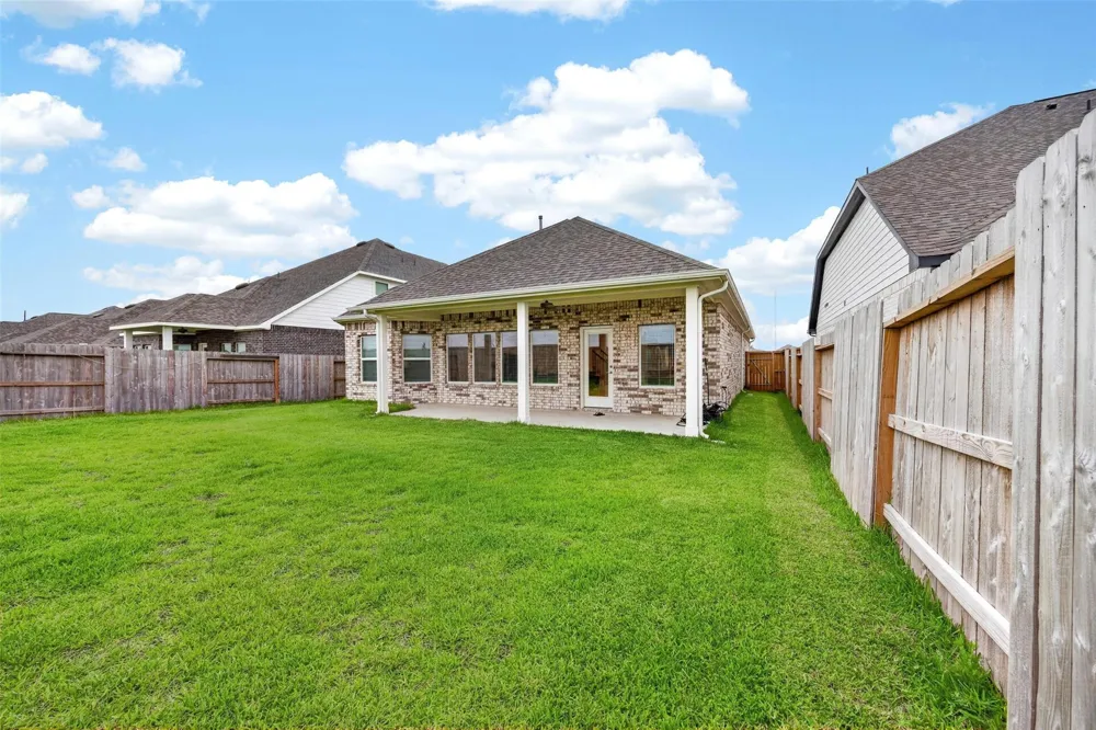 8603 Pier Cove Drive Cypress, TX 77433