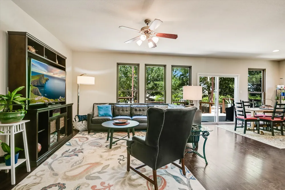 113 Fred Couples Drive Round Rock, TX 78664