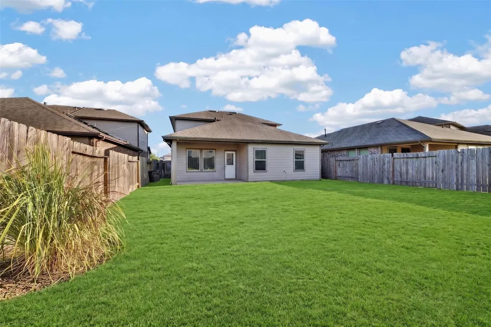 18342 Arcola Bay Lane Richmond, TX 77407