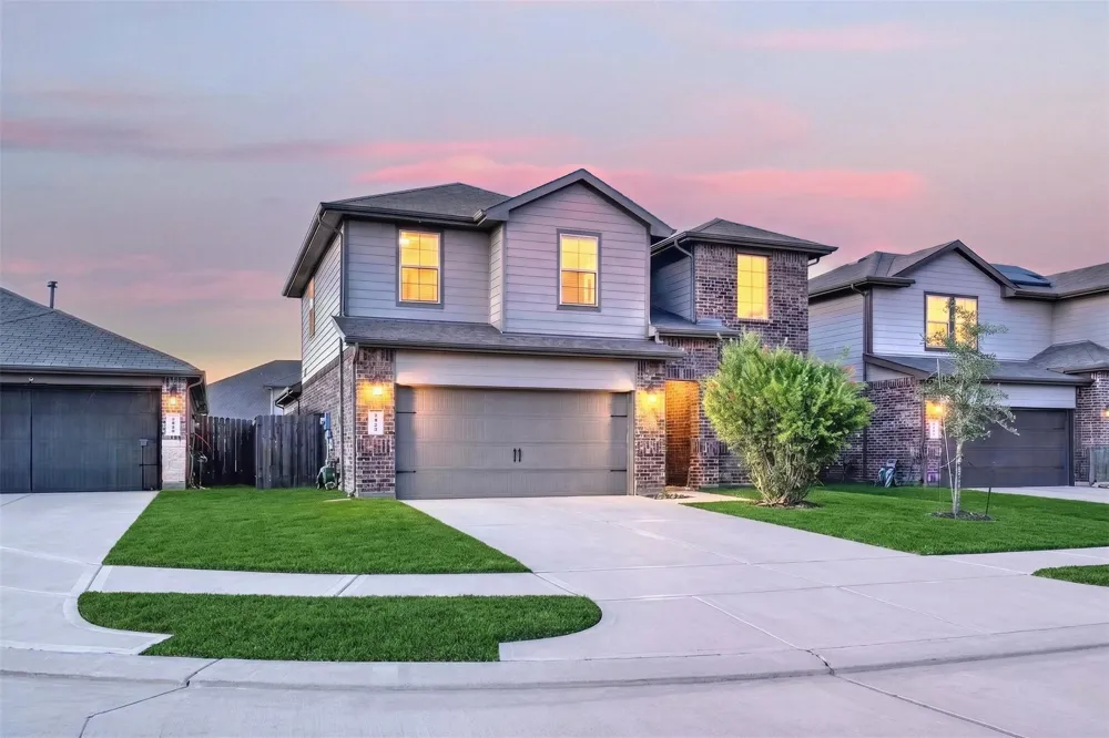 18342 Arcola Bay Lane Richmond, TX 77407