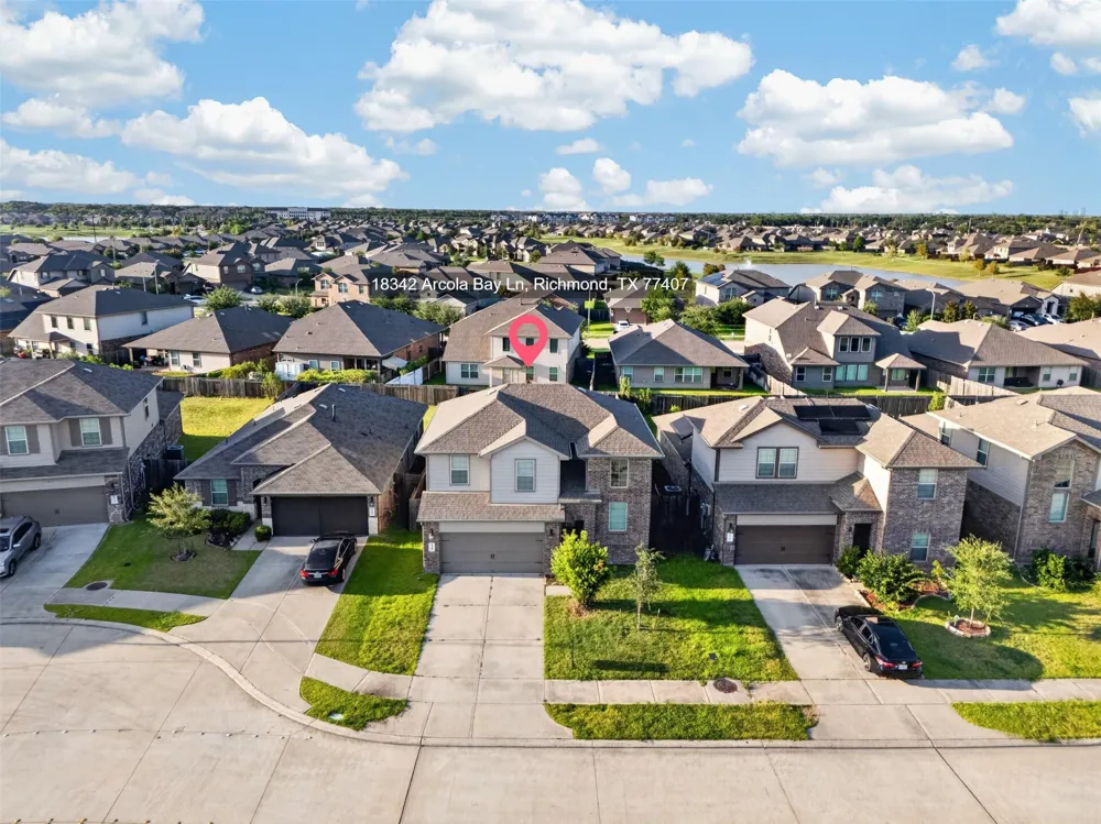 18342 Arcola Bay Lane Richmond, TX 77407