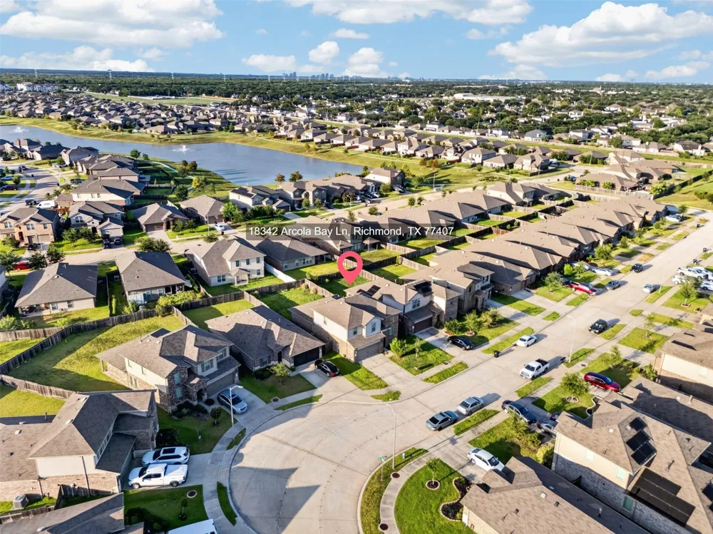 18342 Arcola Bay Lane Richmond, TX 77407