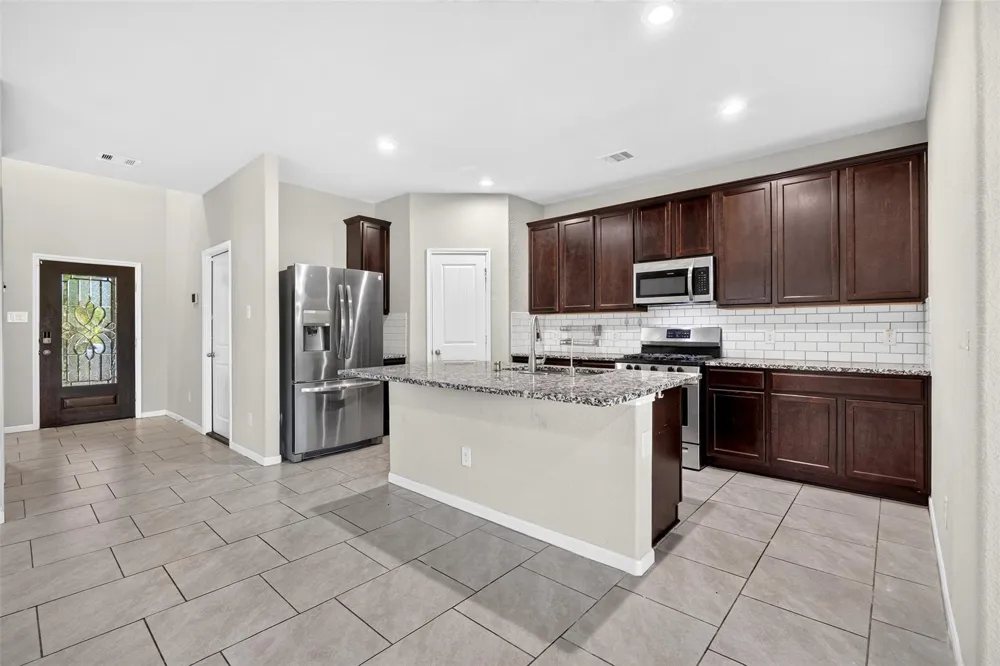 18342 Arcola Bay Lane Richmond, TX 77407